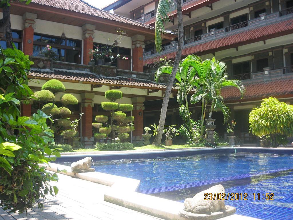 Hotel Puri Tanah Lot Kuta Lombok Exteriér fotografie