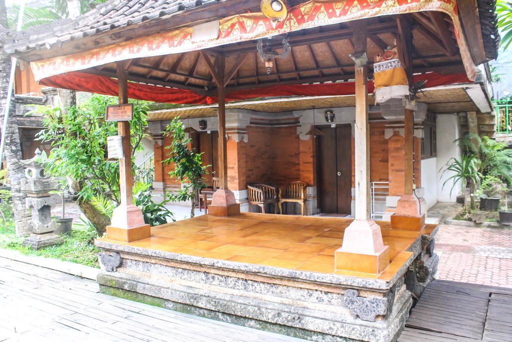 Hotel Puri Tanah Lot Kuta Lombok Exteriér fotografie