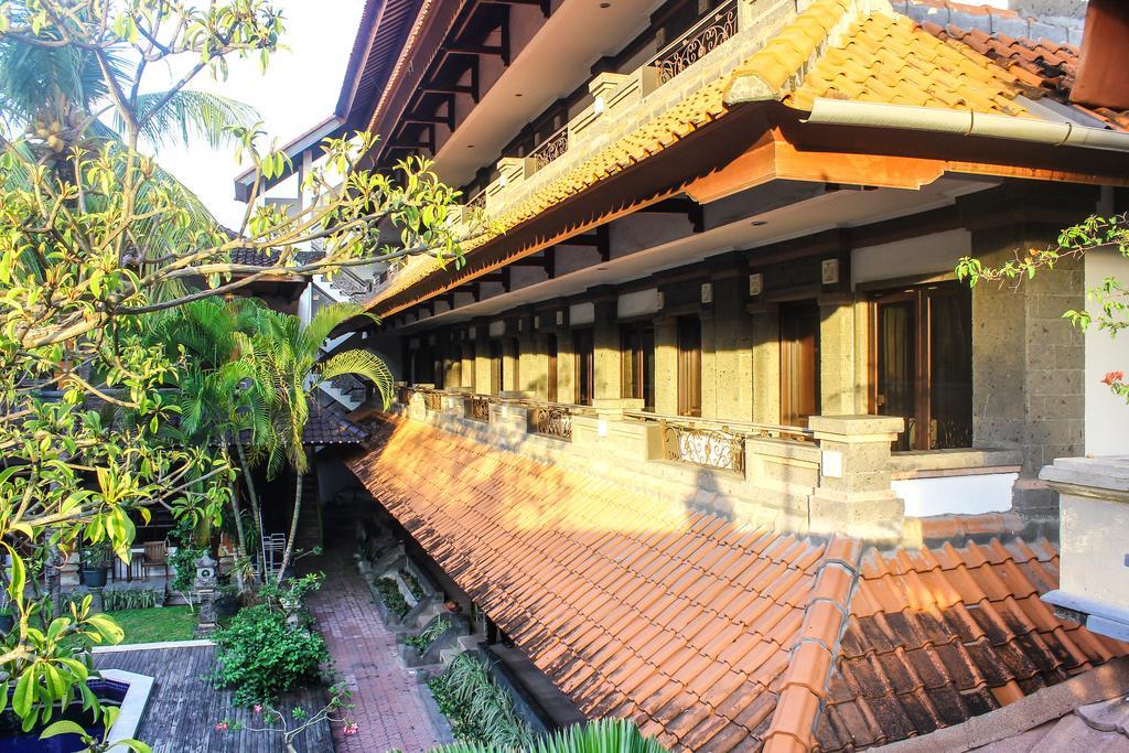 Hotel Puri Tanah Lot Kuta Lombok Exteriér fotografie
