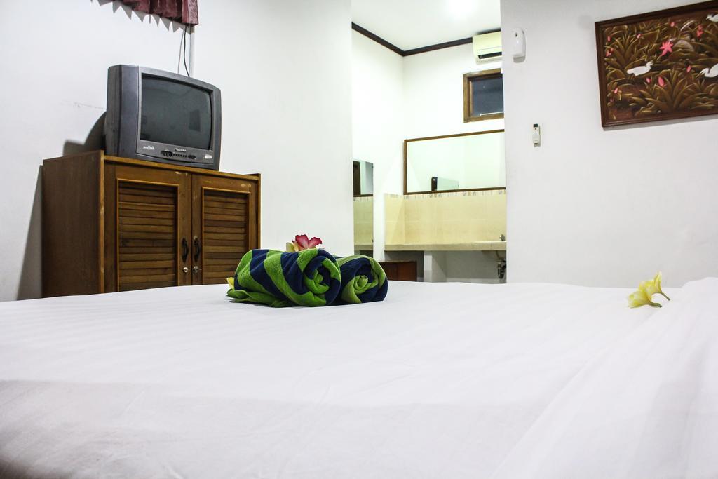 Hotel Puri Tanah Lot Kuta Lombok Exteriér fotografie