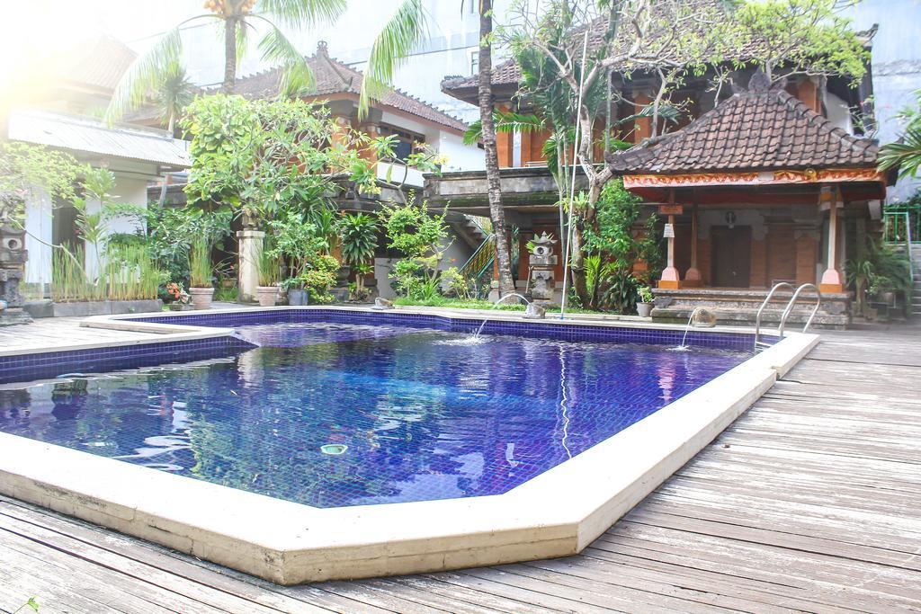 Hotel Puri Tanah Lot Kuta Lombok Exteriér fotografie