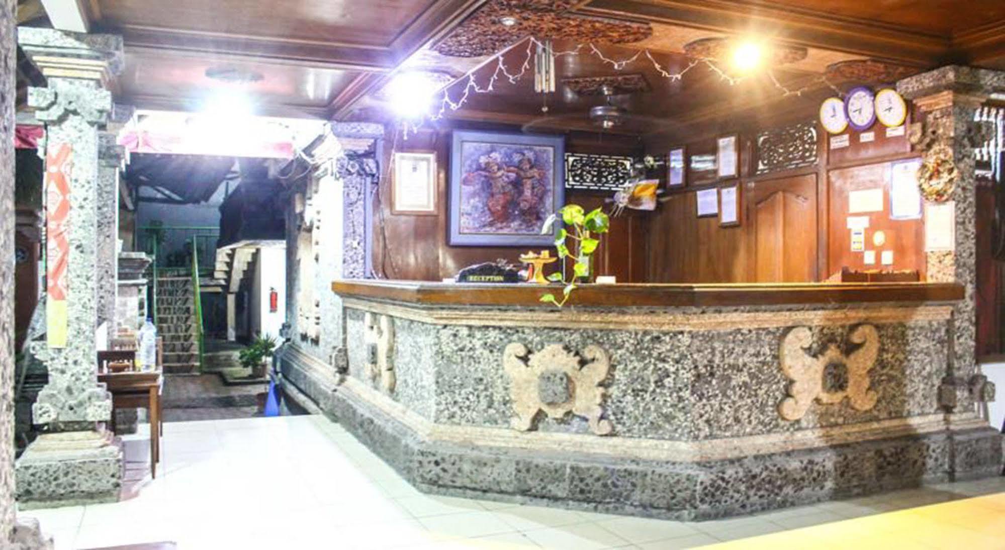 Hotel Puri Tanah Lot Kuta Lombok Exteriér fotografie