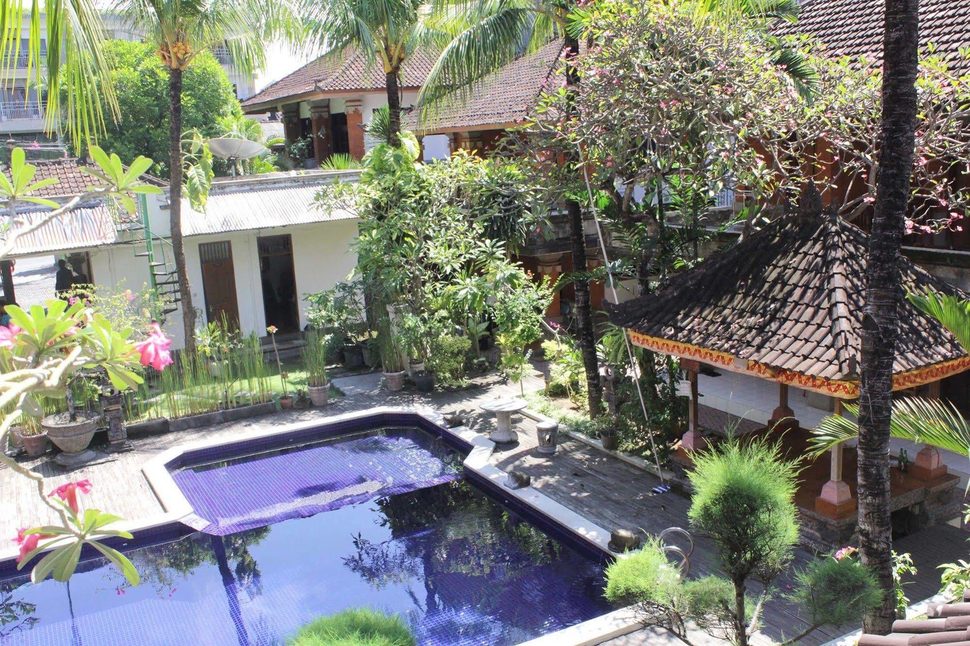 Hotel Puri Tanah Lot Kuta Lombok Exteriér fotografie
