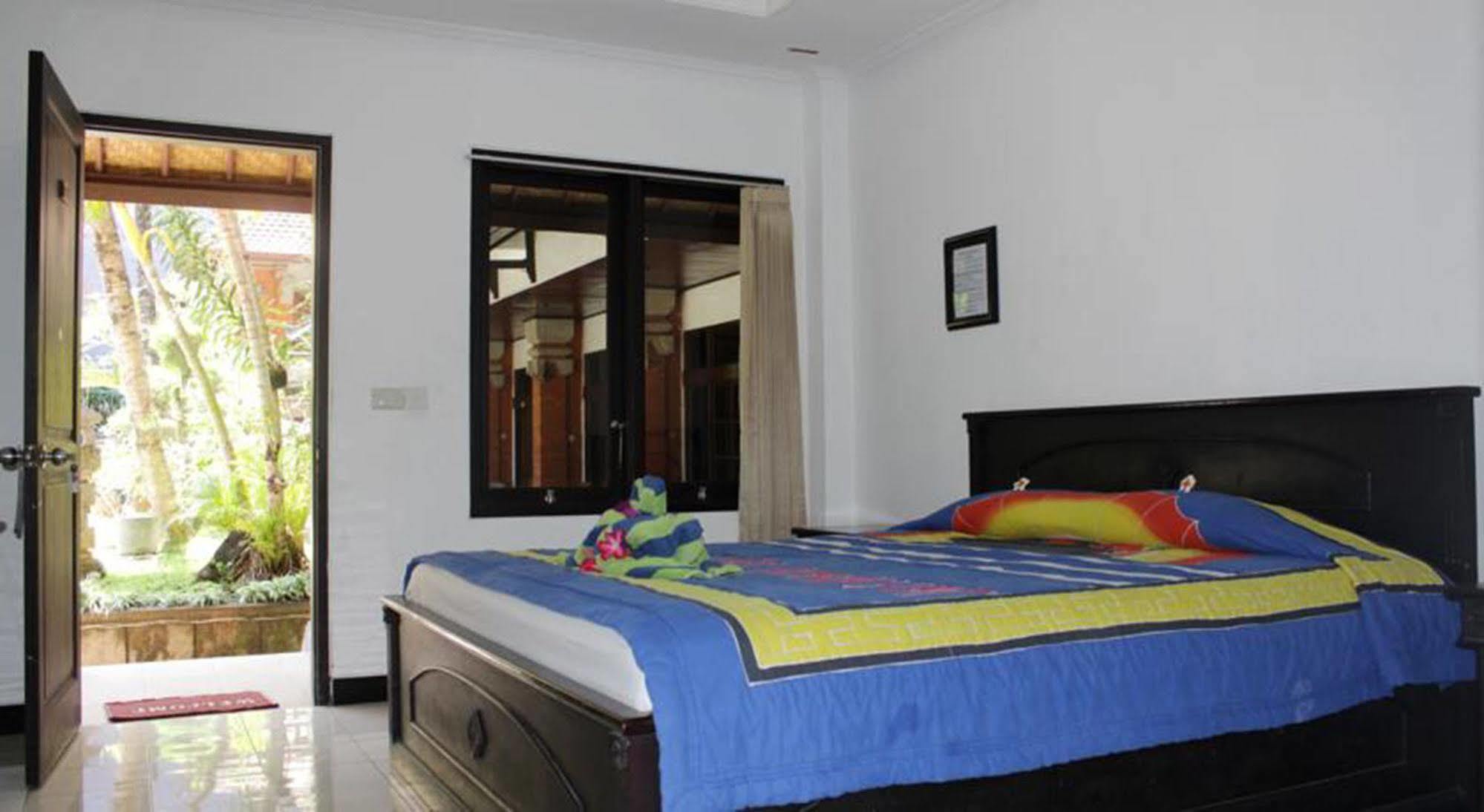 Hotel Puri Tanah Lot Kuta Lombok Exteriér fotografie